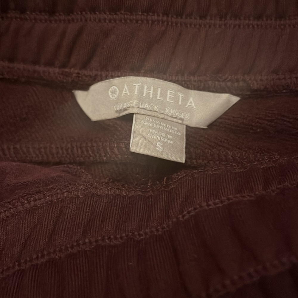 Athleta Recovery Jogger - burgundy- small - Picture 3 of 7